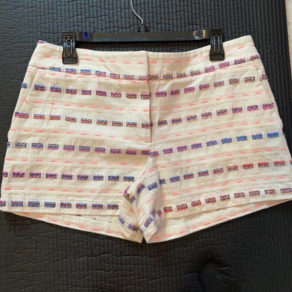 Size 6 Loft shorts - Picture 5 of 5